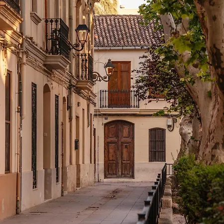 Cozy Up Spain Valencia